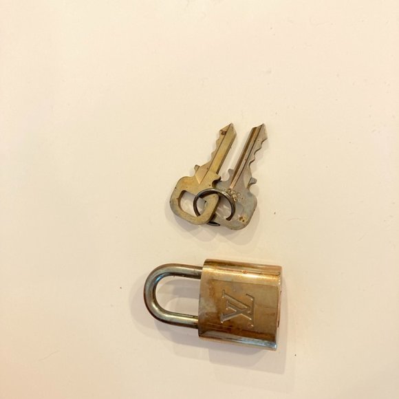 Louis Vuitton Epi Mabillon Backpack - Picture 10 of 12